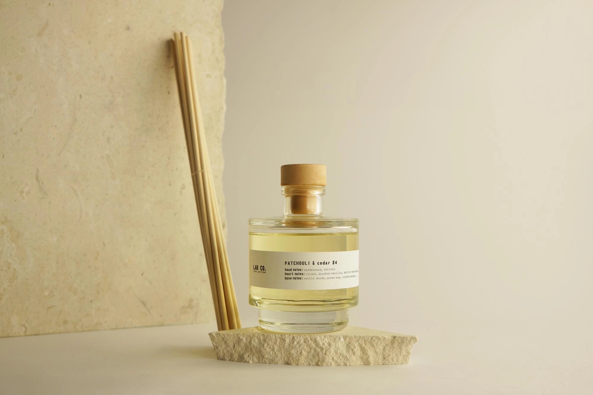 #4 PATCHOULI & ZEDERNHOLZ LABORCO.