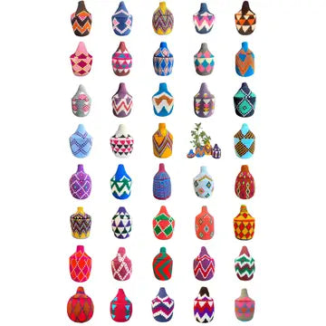 Kleine bunte Berberkörbe