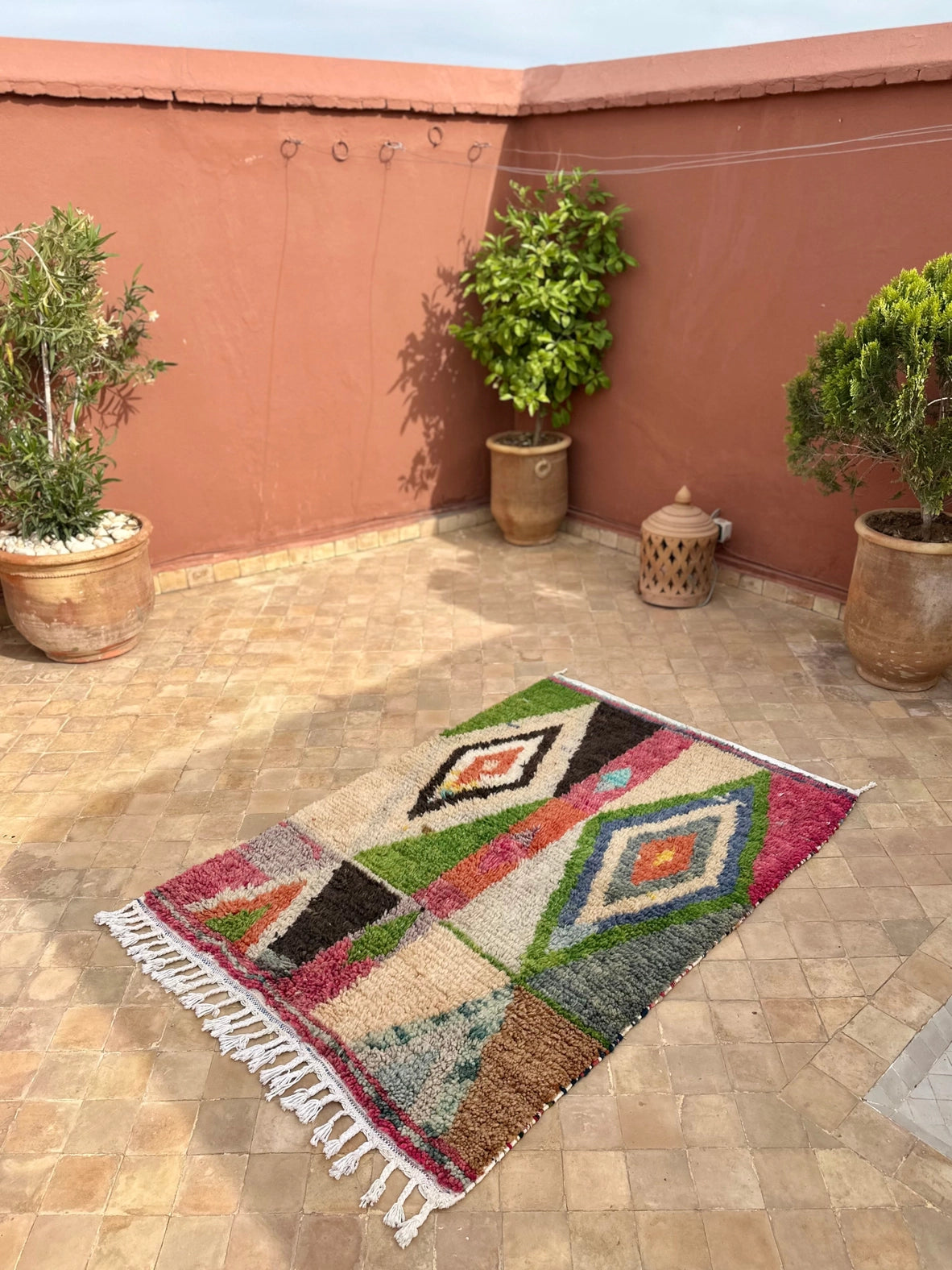 Kleiner Boujad-Teppich | rosa-grün-ecru-schwarz