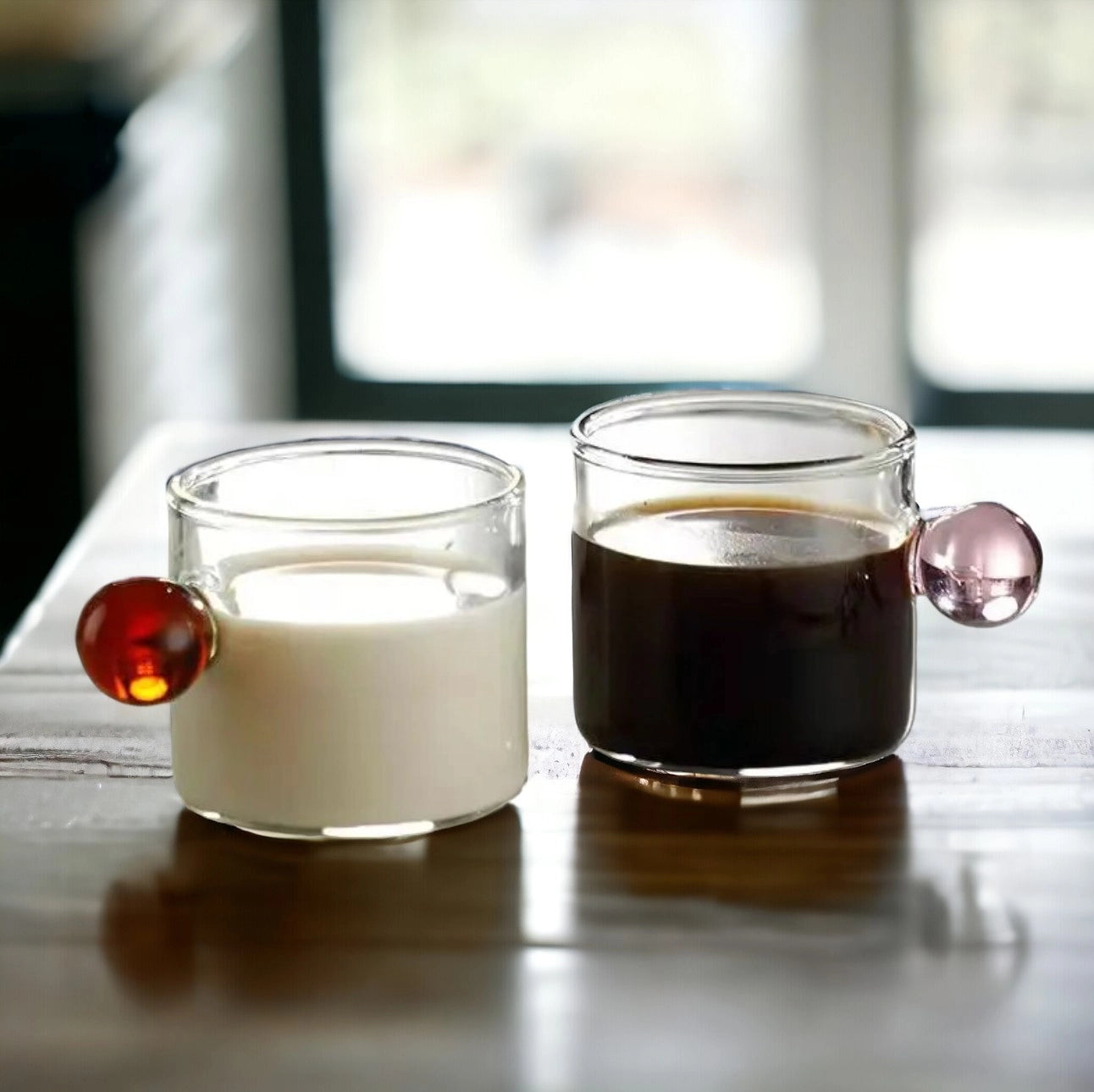 110 ml Espresso-Glasbecher | Kaffeetasse mit Kugelgriff/braun