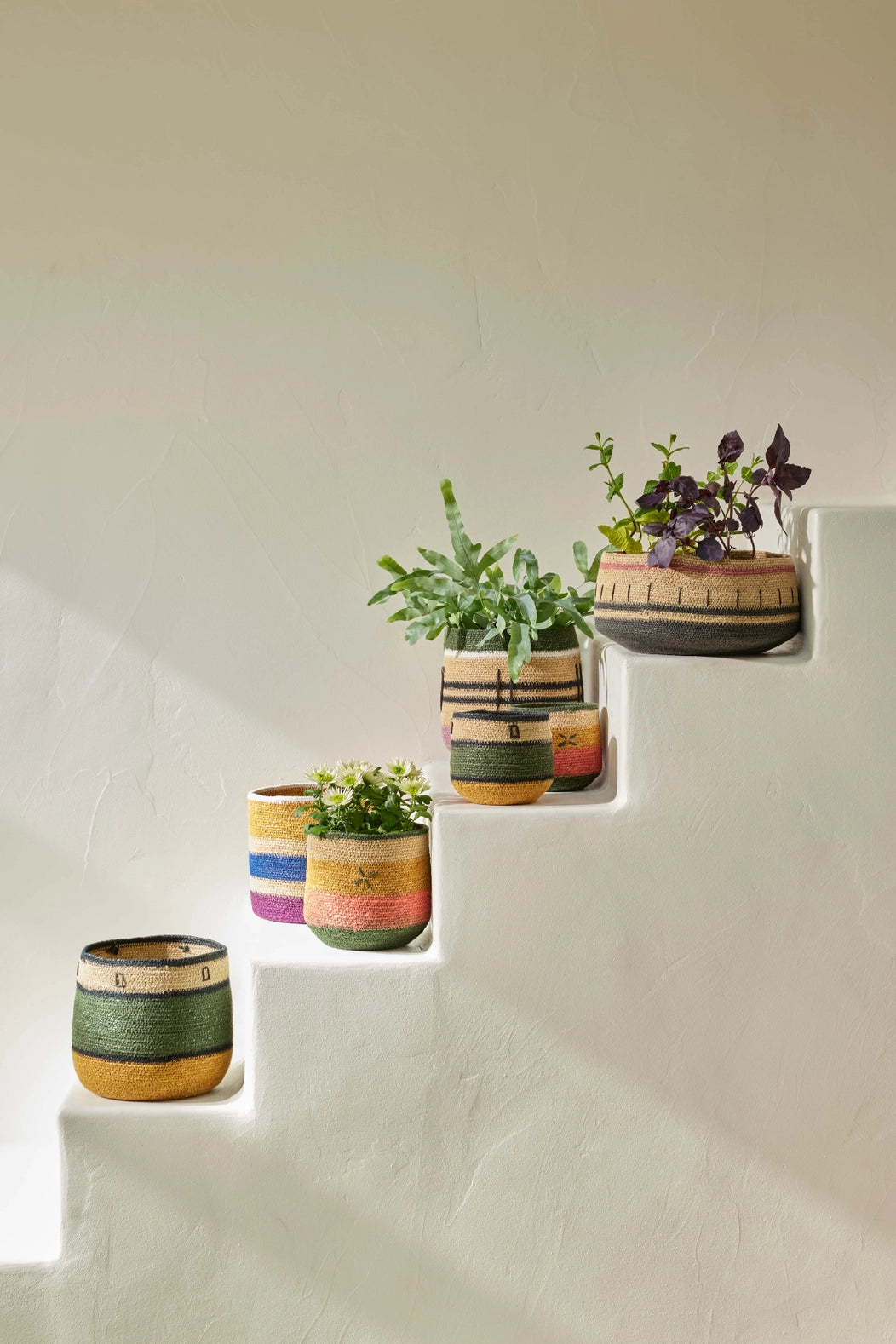 Seegraskörbe im Boho-Stil