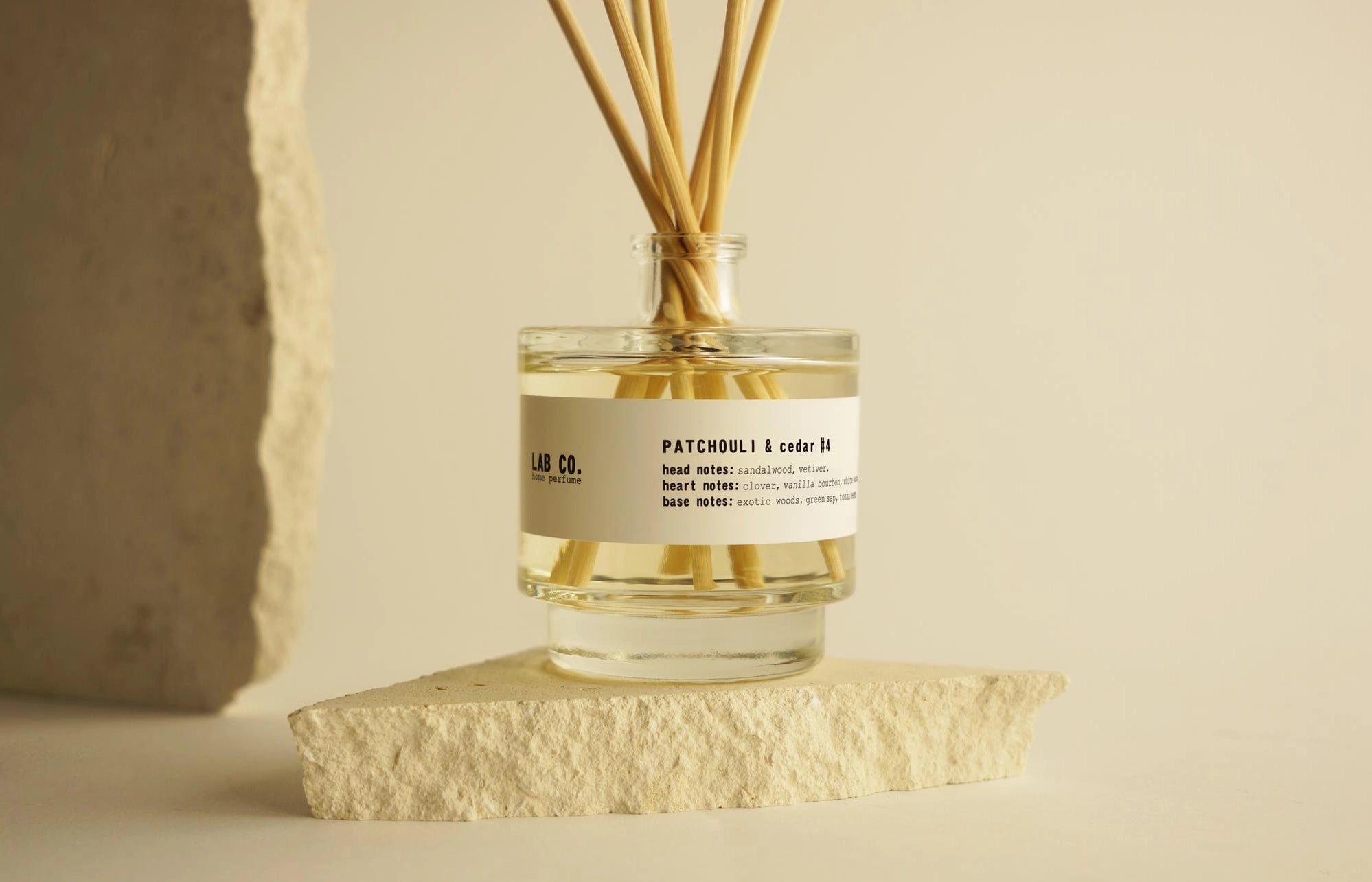 #4 PATCHOULI & ZEDERNHOLZ LABORCO.