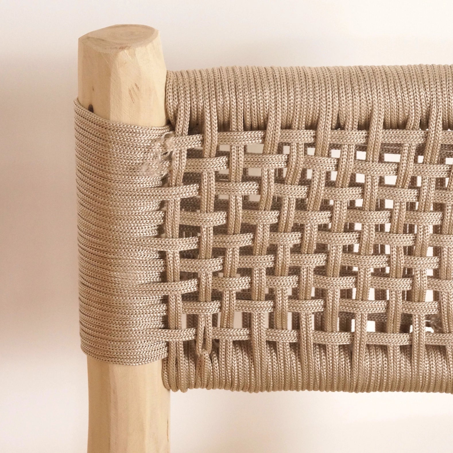 Hochstuhl aus Holz und Nylon 60 cm in beige