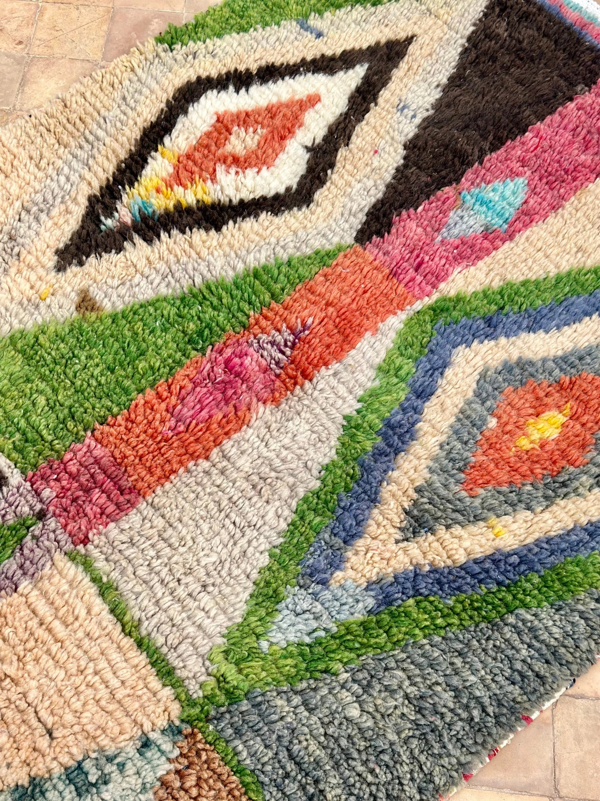 Kleiner Boujad-Teppich | rosa-grün-ecru-schwarz
