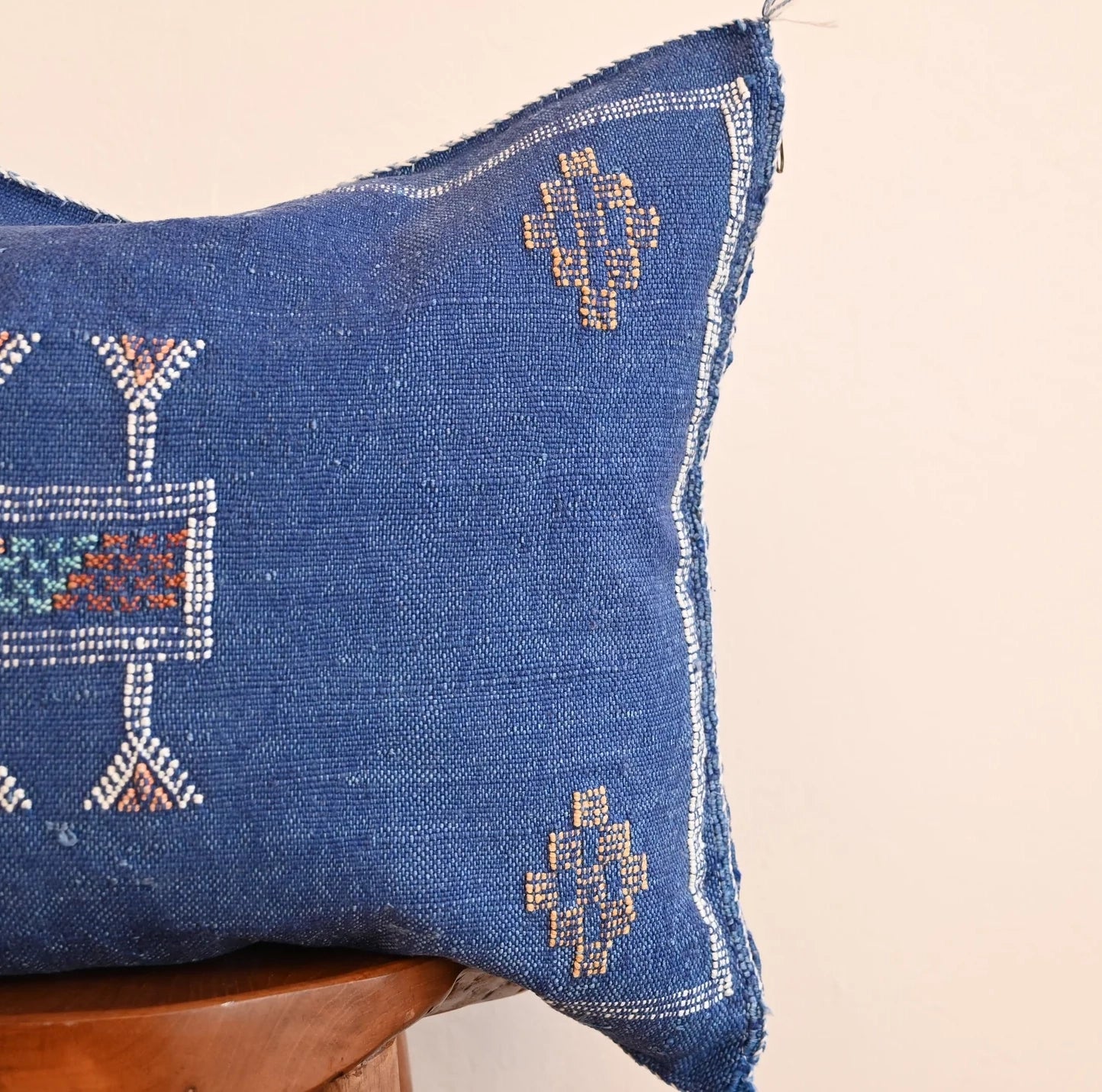 Marokkanischer Kaktusseiden-Kissenbezug – Handgefertigtes Sabra-Kissen