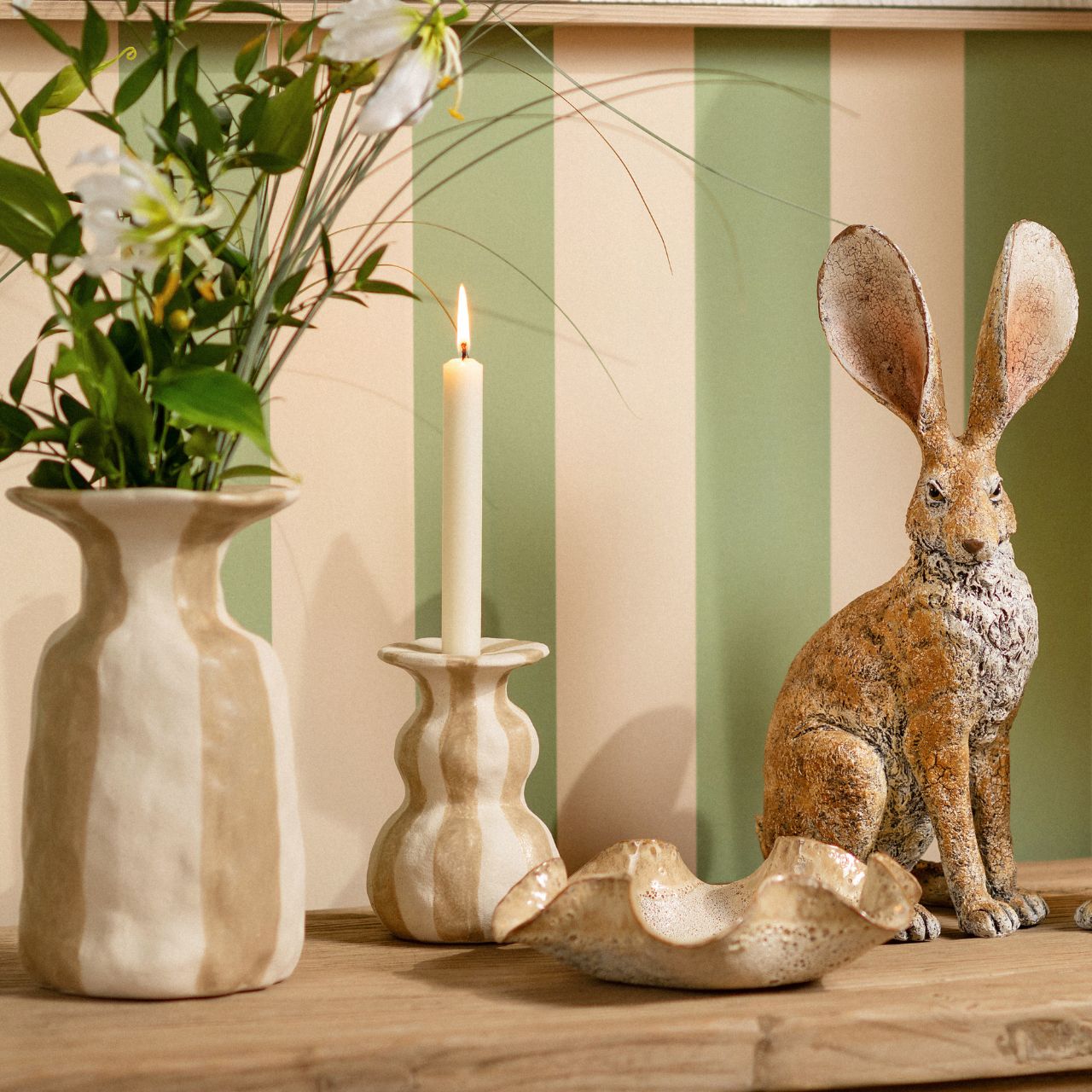 Vase gestreift aus Keramik, Beige/Weiß (B/H/T) 15x26x15cm