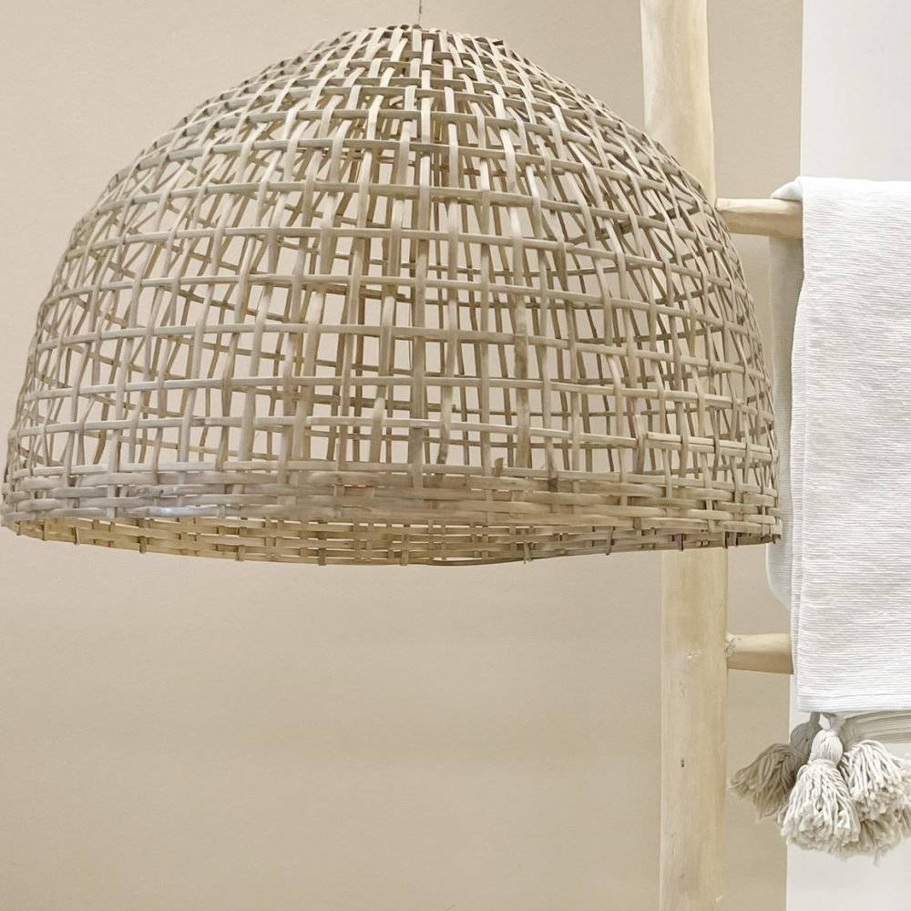ByBazz Lamp Sri aus Bambus in Naturfarbe