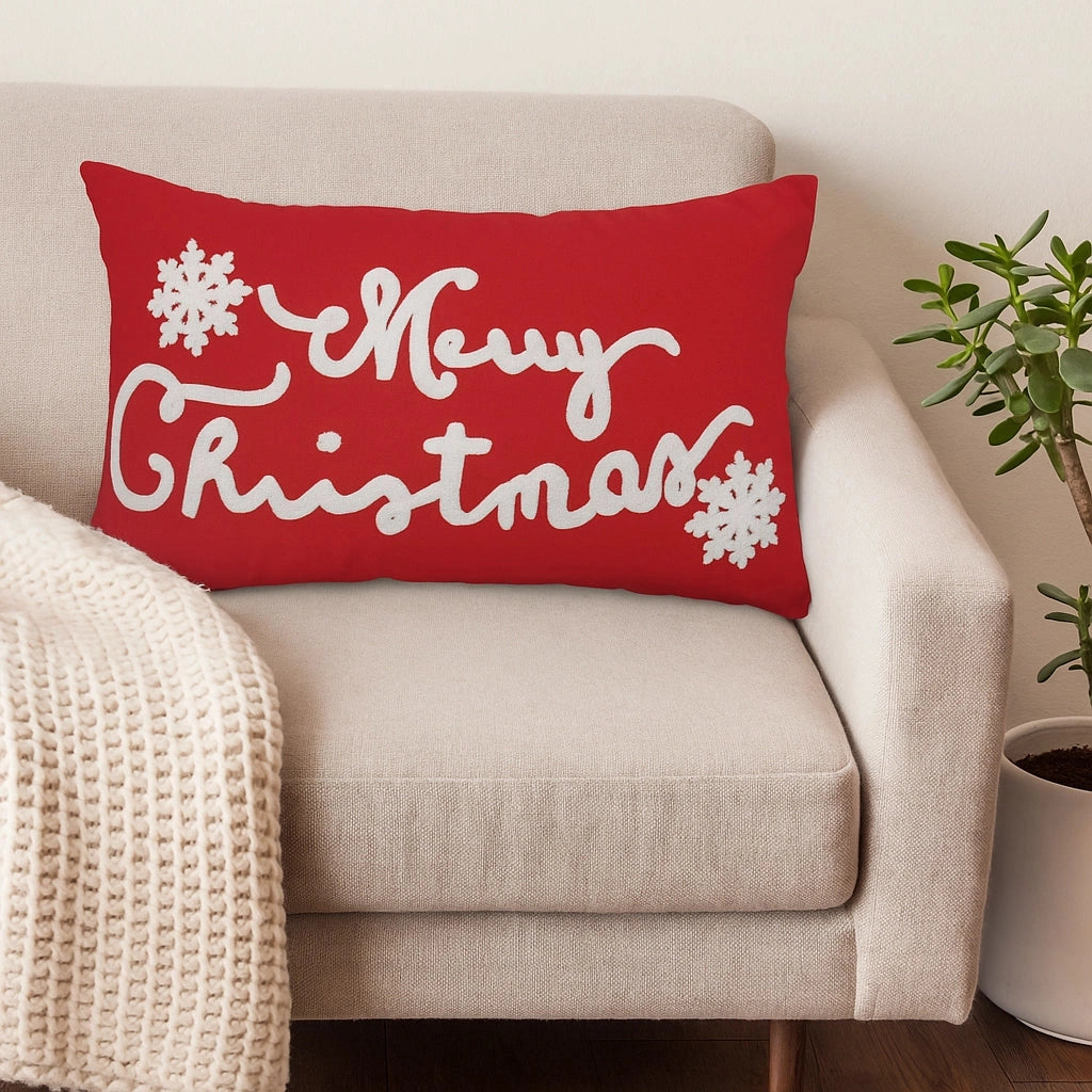 Rotes Weihnachtskissen mit Text & Schneeflocken – Urbane Hide