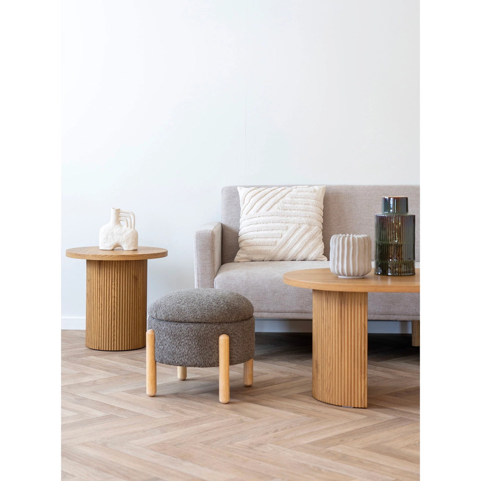 Medas - Pouf mit Stauraum. Bouclé. Braun/Natur