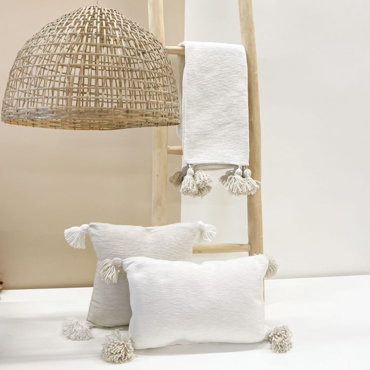 ByBazz Lamp Sri aus Bambus in Naturfarbe