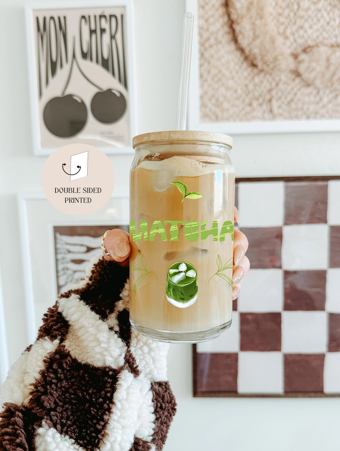 Matcha-Glasbecher beidseitig bedruckt mit Deckel und Strohhalm