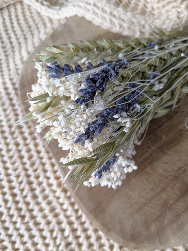 Colette – Kleiner Strauß aus natürlichen getrockneten Blumen