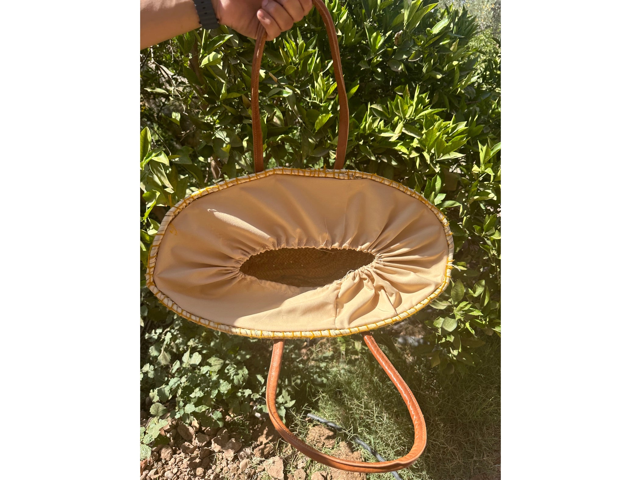 Marokkanischer Strohtasche mit Ledergriffen — Französischer Marktkorb